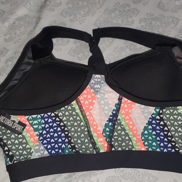 Top - Picture 2 of 3